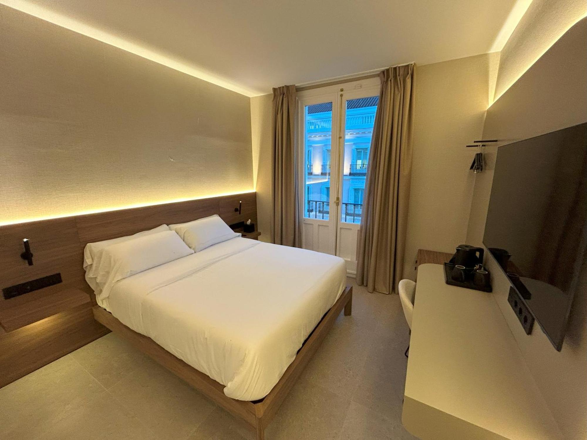 Fortinn Puerta Del Sol Madrid Ngoại thất bức ảnh