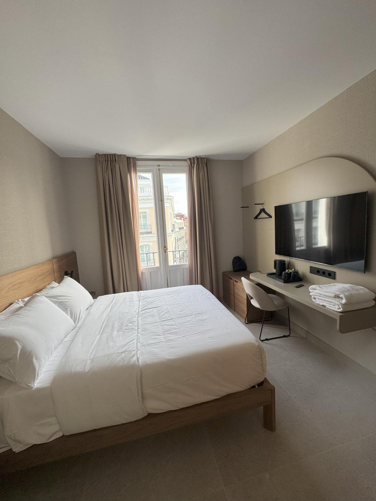 Fortinn Puerta Del Sol Madrid Ngoại thất bức ảnh